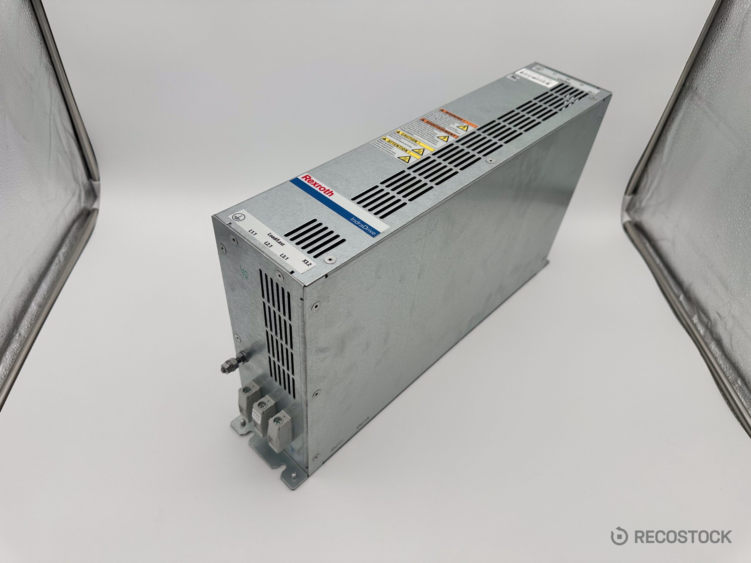filtr EMC Rexroth HNF01.2D-F240-E0051-A-480-NNNN — widok z przodu