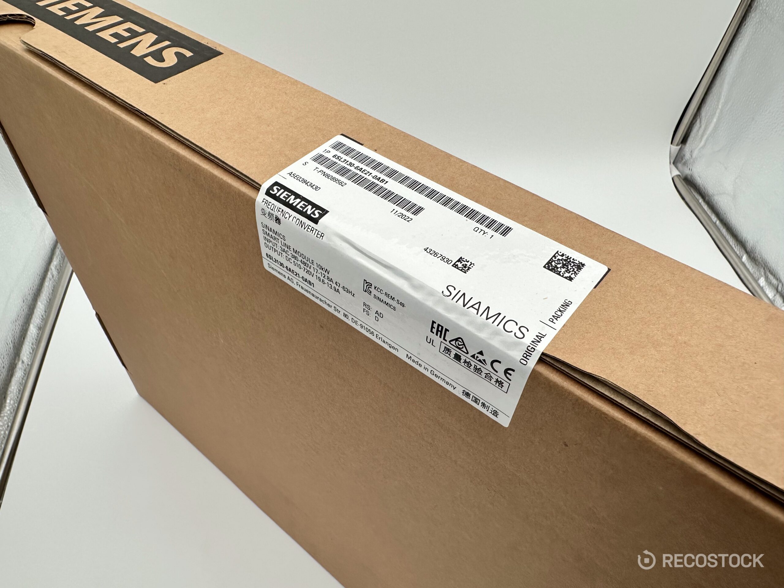 moduł zasilający Siemens Sinamics 6SL3130-6AE21-0AB1 — widok z przodu — zdjecie 3