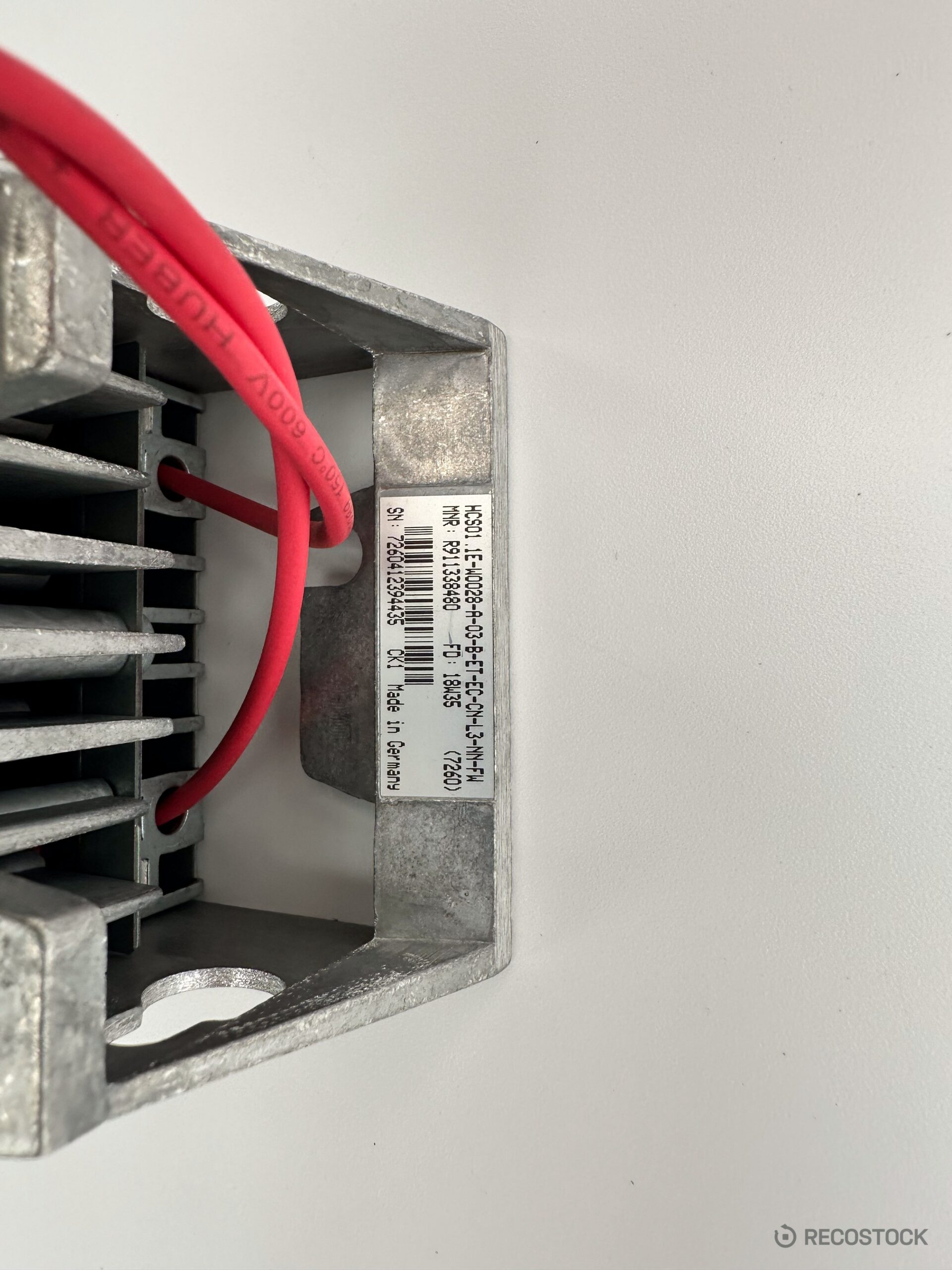napęd Rexroth IndraDrive HCS01.1E-W030B-A-3-S8-BE-EC-CN1-3-N-FW — widok z przodu — zdjecie 4