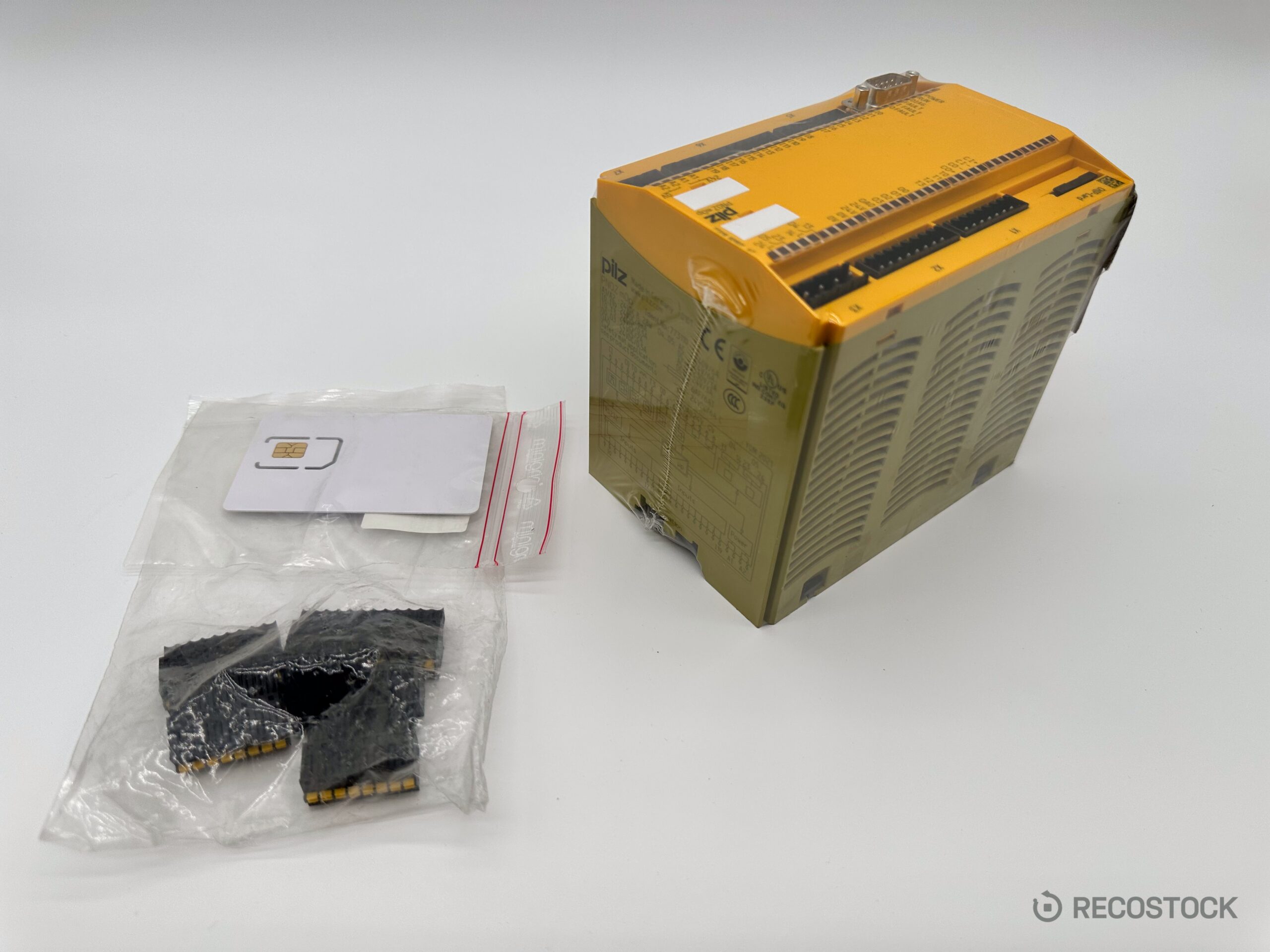 Pilz PNOZ m0p 773110 - sterownik bezpieczeństwa, NOWY